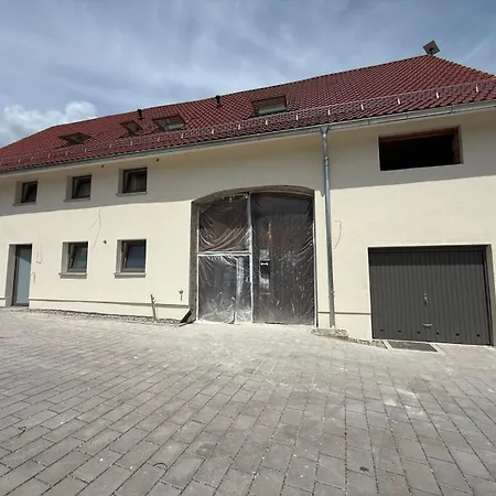 Gg-projektbau Gmbh بيت شباب *